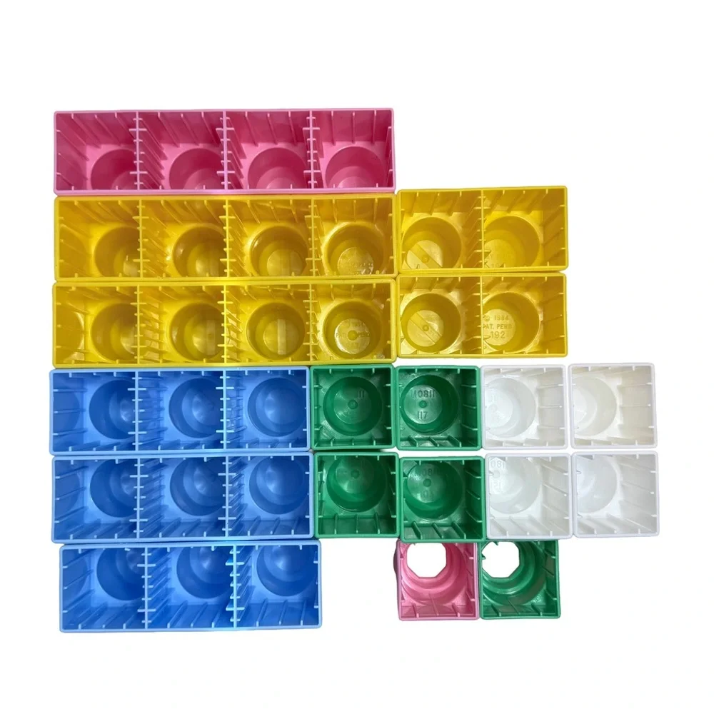 Vintage Mega Bloks Extra Large Pastel Ritvik 1984 Lot of 16 Bricks + 2 Figures